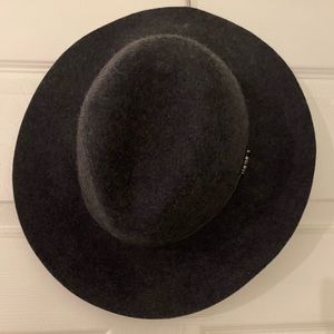 Lucky Brand Women’s Felt Hat with Buckle